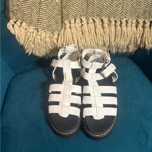 UNIONBAY Women's White and Black Sandals